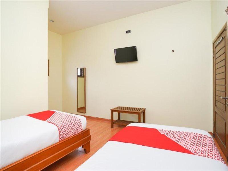 Hotel Bumi Bermi Permai Near Bermi Eco Park Mitra Reddoorz Probolinggo Zewnętrze zdjęcie