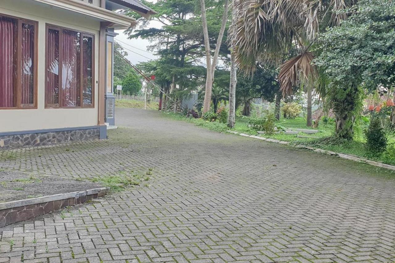 Hotel Bumi Bermi Permai Near Bermi Eco Park Mitra Reddoorz Probolinggo Zewnętrze zdjęcie
