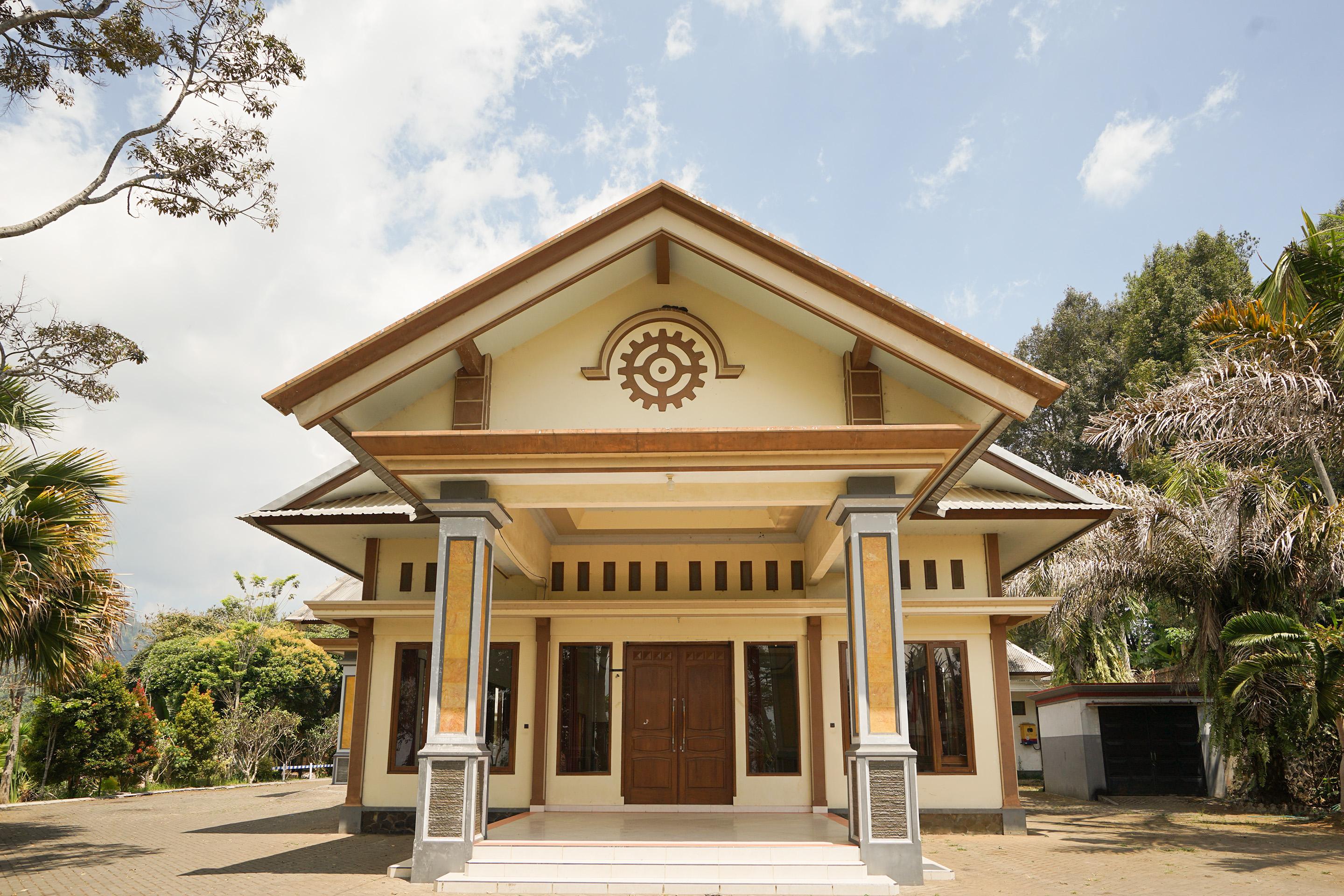 Hotel Bumi Bermi Permai Near Bermi Eco Park Mitra Reddoorz Probolinggo Zewnętrze zdjęcie