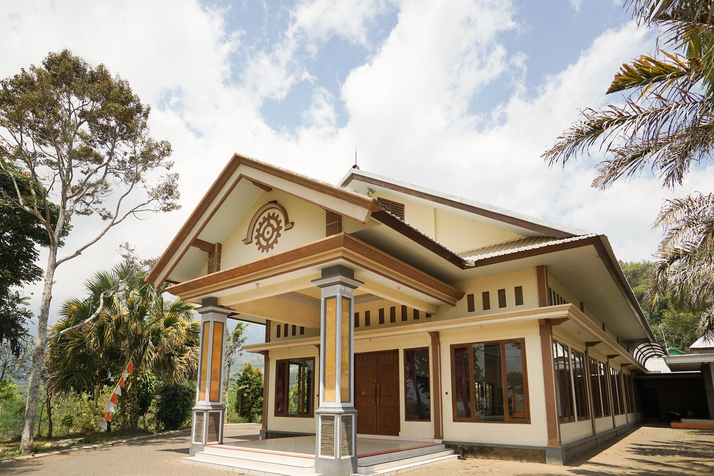 Hotel Bumi Bermi Permai Near Bermi Eco Park Mitra Reddoorz Probolinggo Zewnętrze zdjęcie