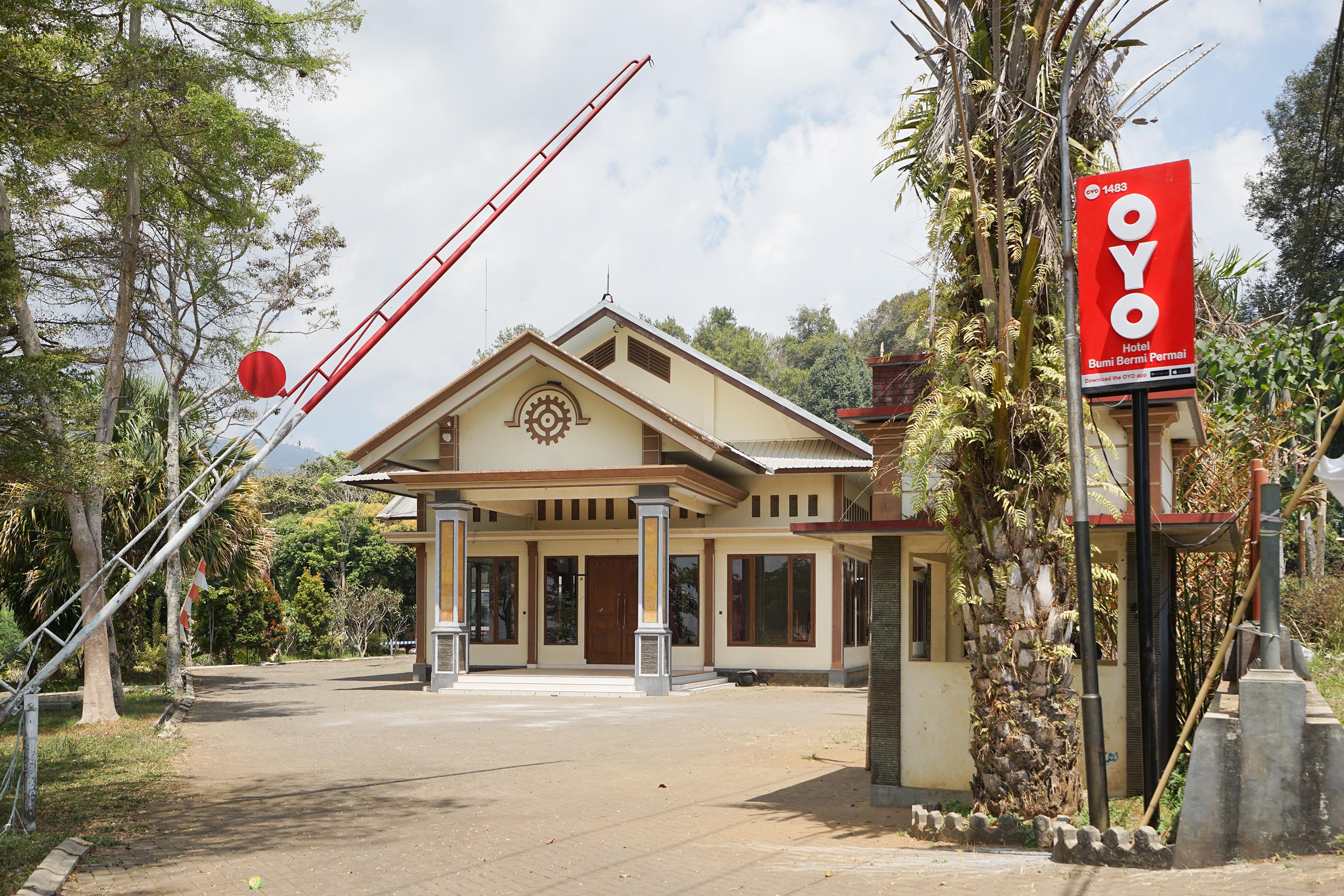 Hotel Bumi Bermi Permai Near Bermi Eco Park Mitra Reddoorz Probolinggo Zewnętrze zdjęcie